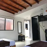 Hotel Bulerias 33